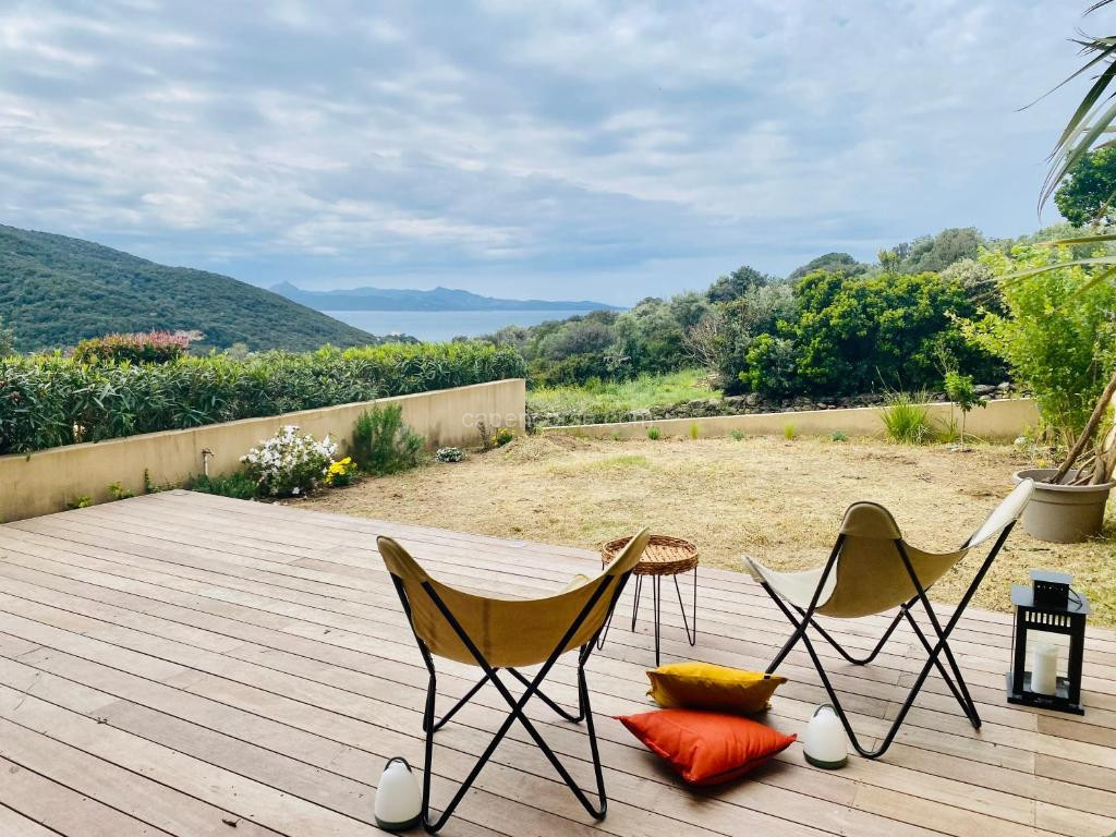 Photo de T2 Farinole, vue mer sur le golfe de St Florent, plage a pied