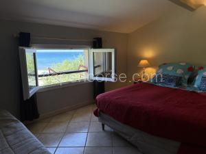 vue mer Studio 2/3 pers 1 bed + 1 cot à Farinole